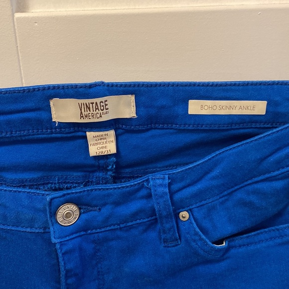 Jeans - Picture 3 of 3